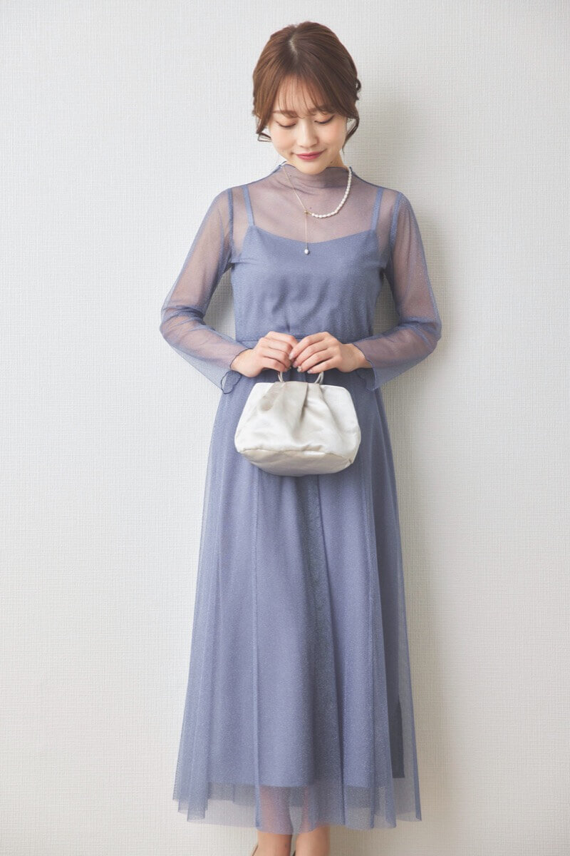 ブルーのラメチュールメロウドレス