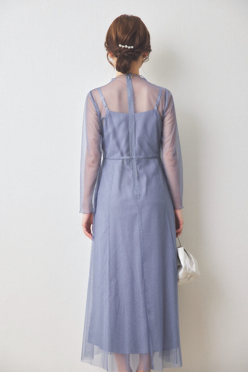 ブルーのラメチュールメロウドレス