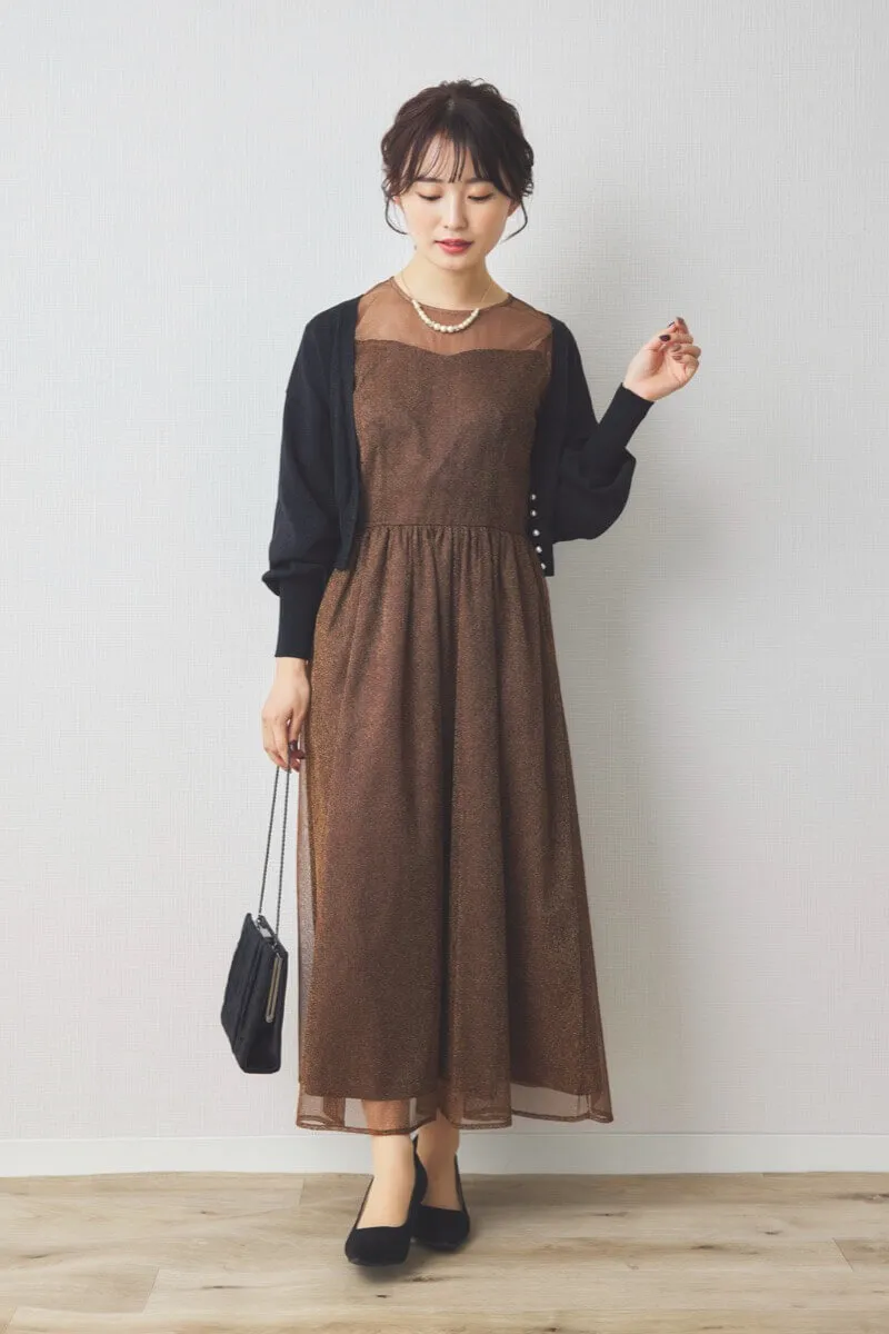 ブラウンのラメチュールドレス