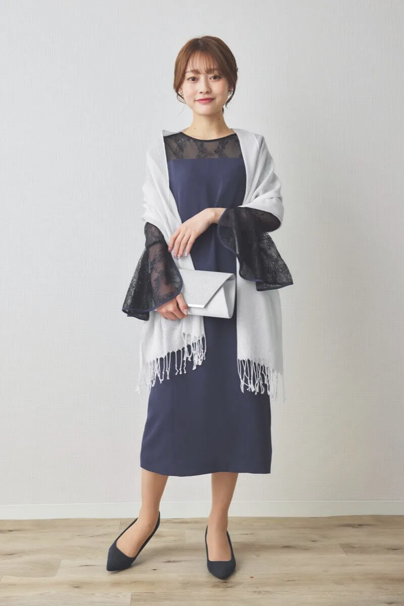 ブルーのフレアスリーブIラインドレス