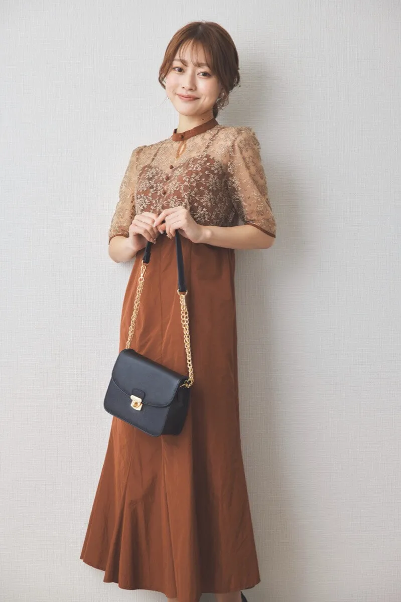 ブラウンの花柄レースマーメイドフレアドレス