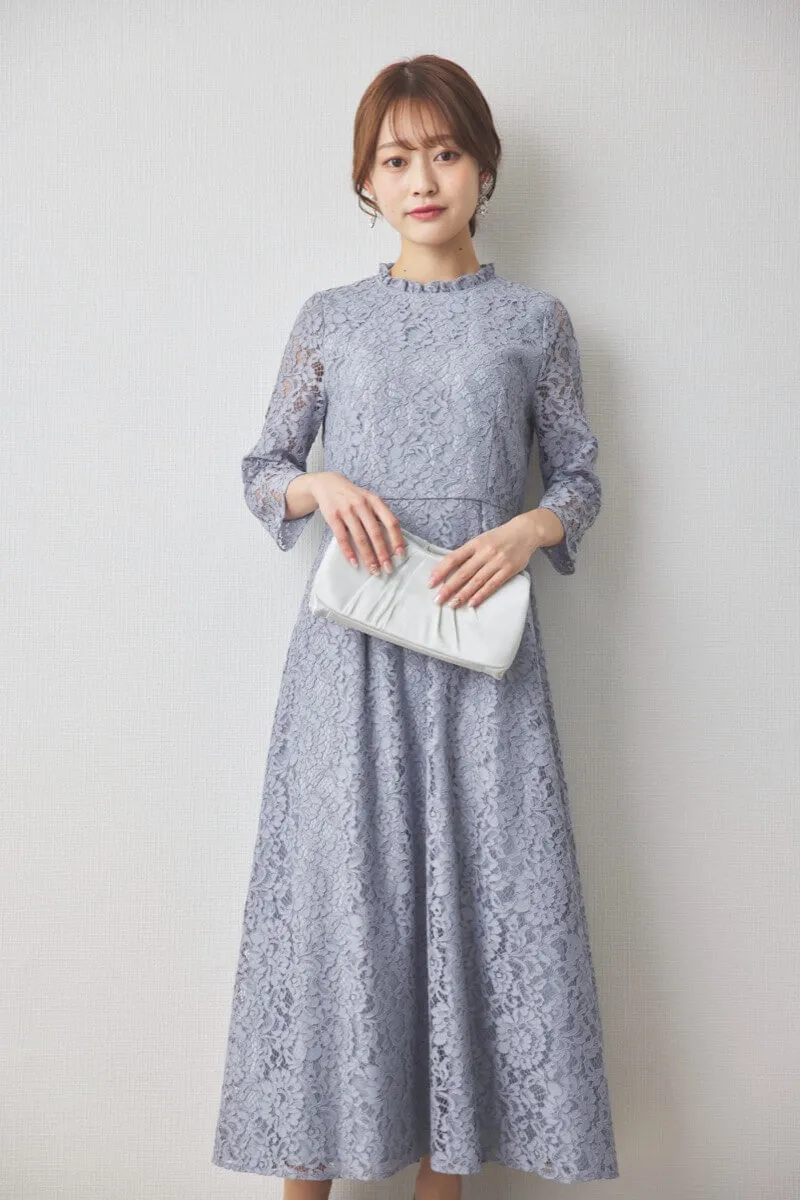 ブルーグレーのミックスレースクラシカルドレス