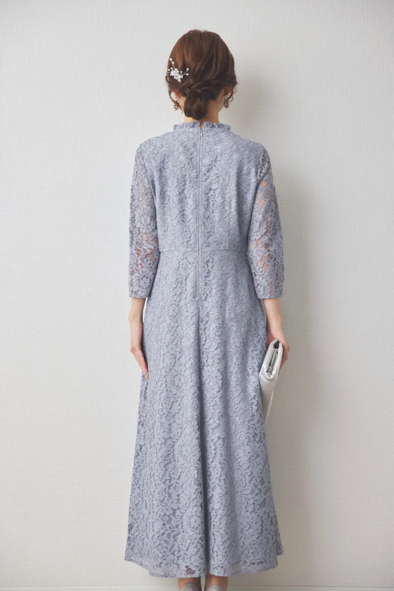 ブルーグレーのミックスレースクラシカルドレス