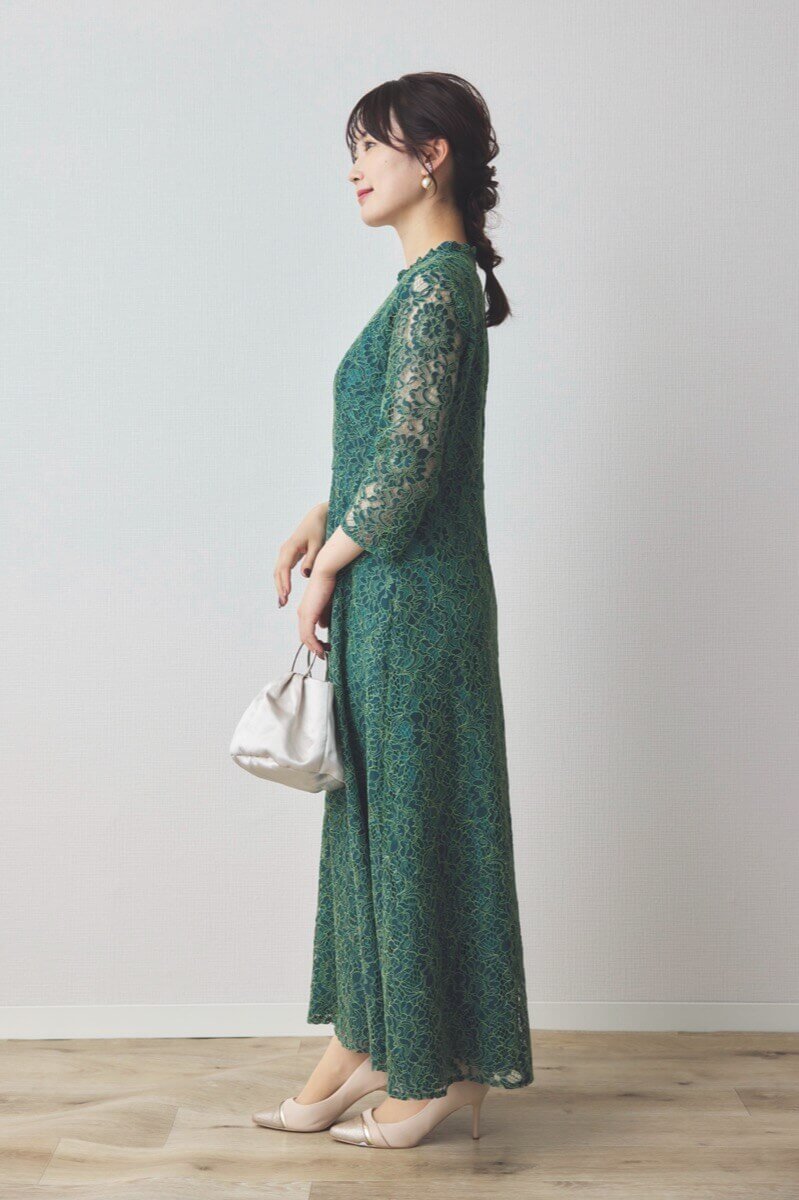 グリーンのミックスレースクラシカルドレス