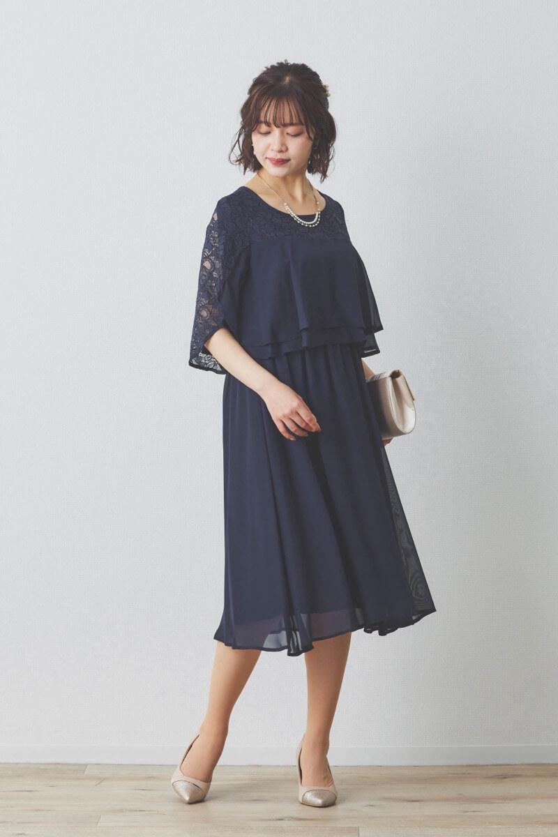 ネイビーの授乳口付スリットスリーブショート丈ドレス