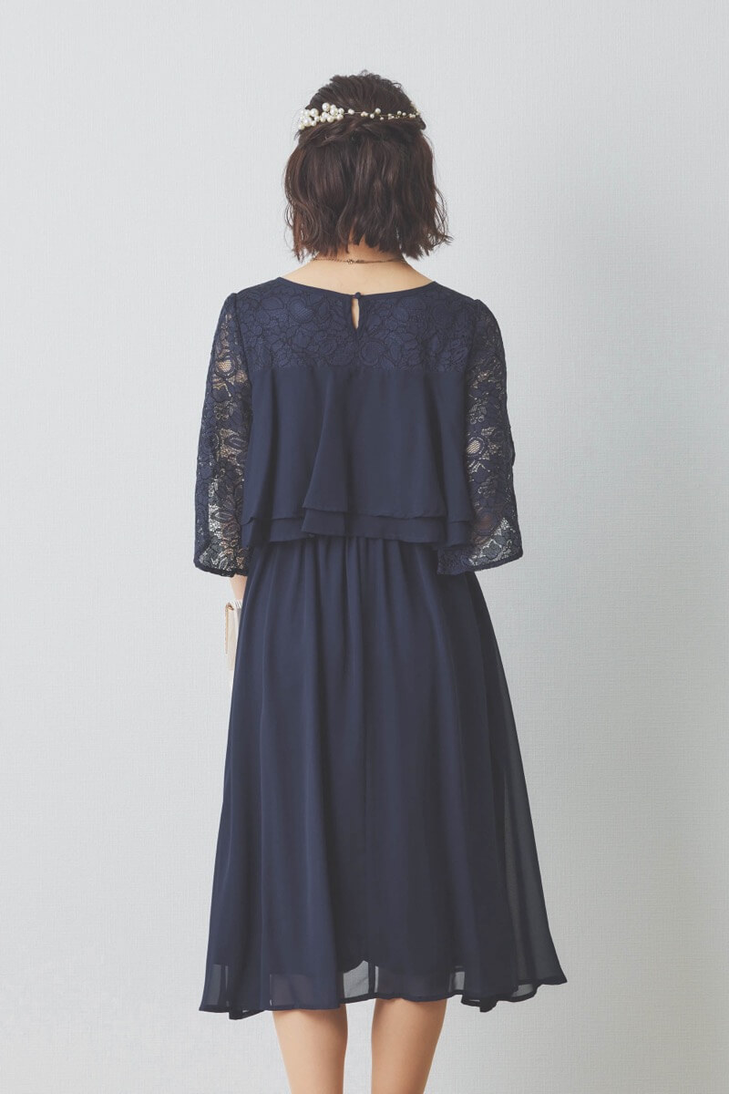 ネイビーの授乳口付スリットスリーブショート丈ドレス