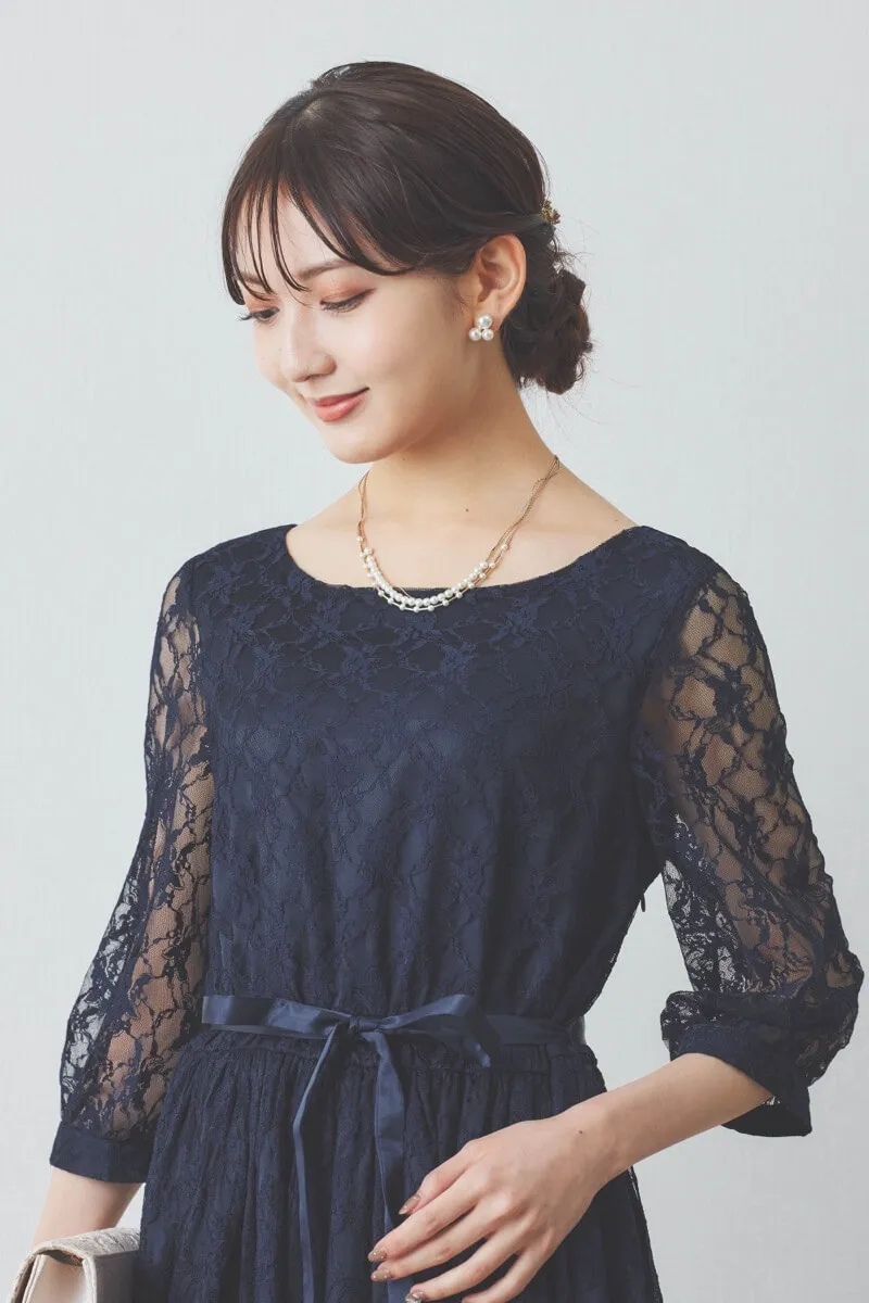 ネイビーの授乳口付き総レースドレス