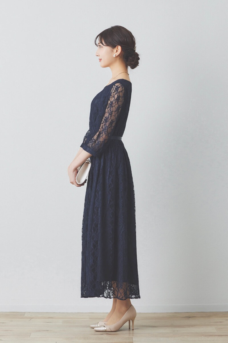 ネイビーの授乳口付き総レースドレス