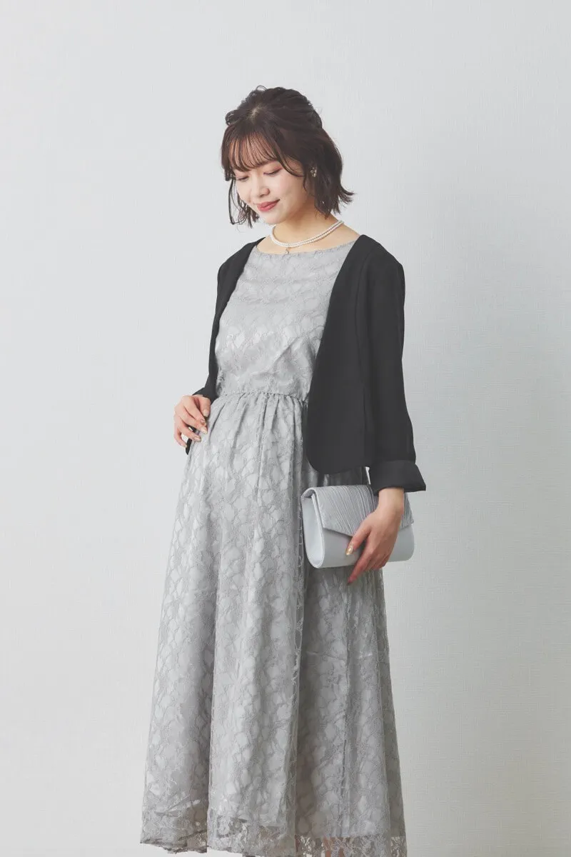 ライトグレーの授乳口付き総レースドレス