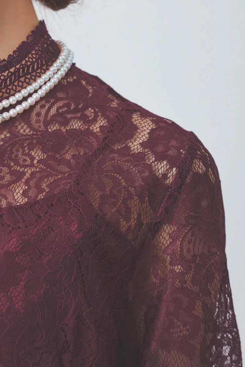 パープルのハシゴレースドレス