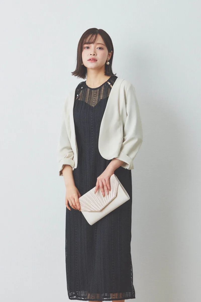 ブラックのデザインパールレースドレス