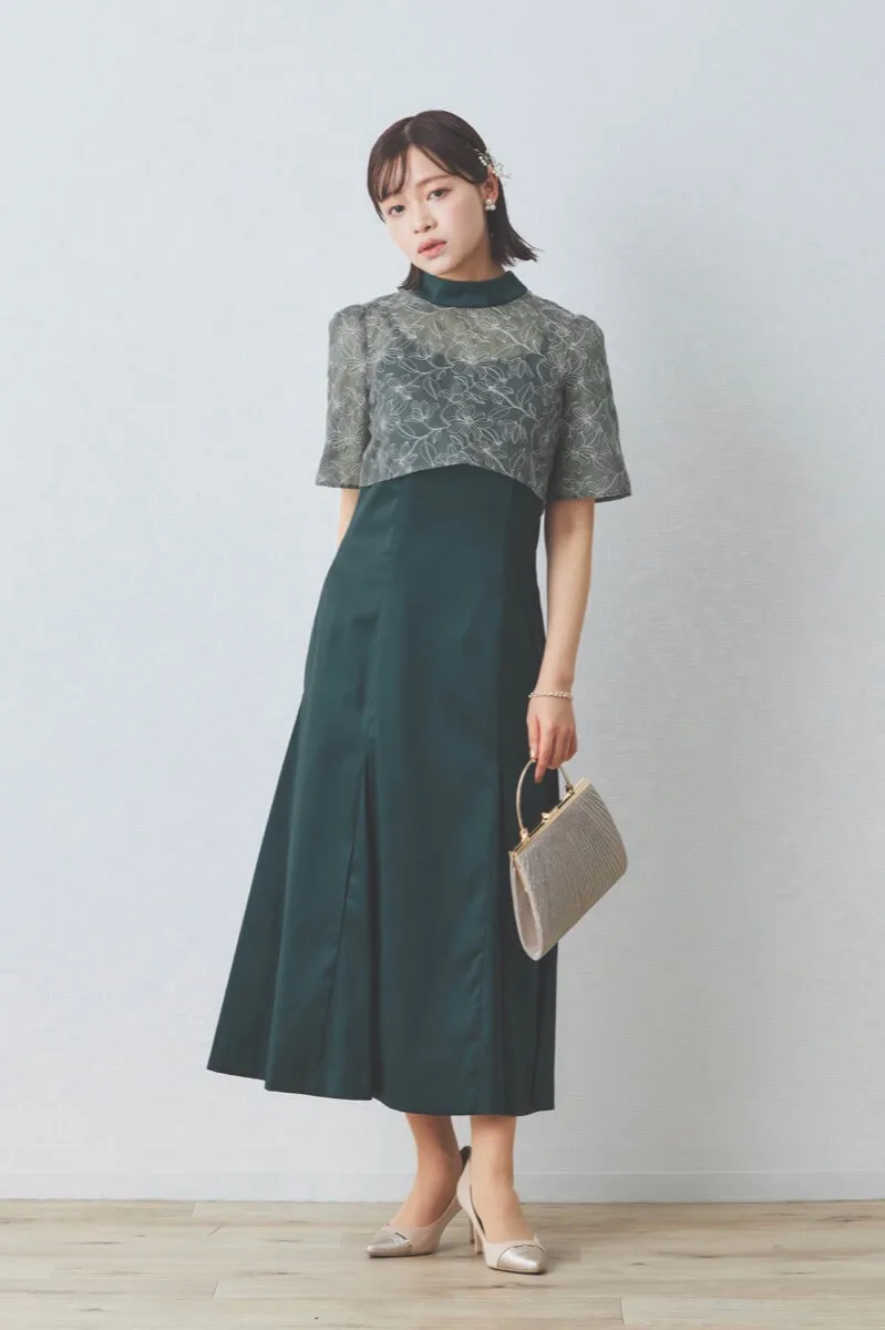 ダークグリーンの刺繍トップスマットサテンドレス