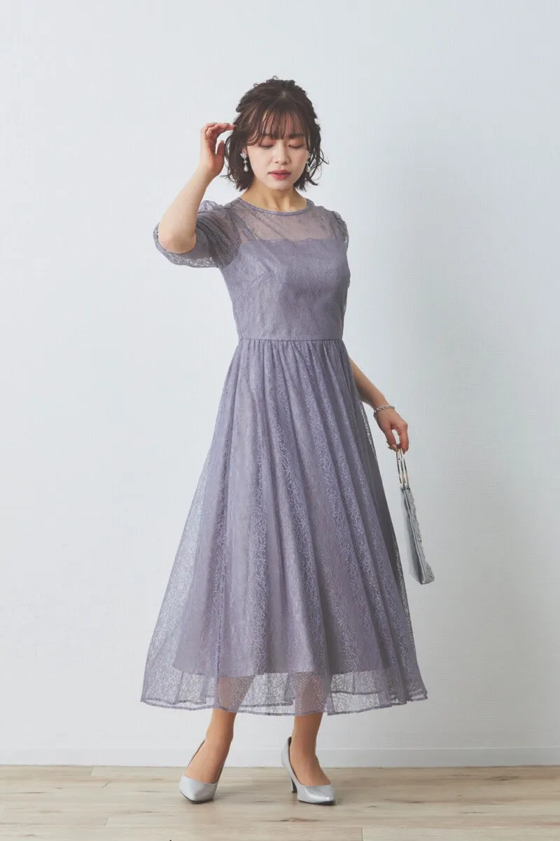 グレーのギャザースリーブレースアップドレス