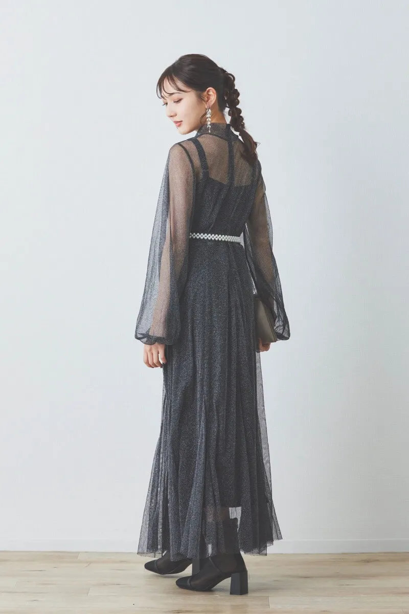 ブラックのロングスリーブラメチュールドレス