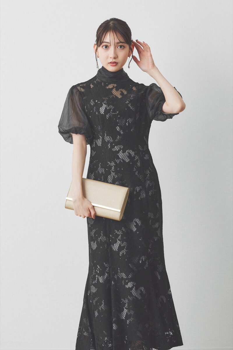 ブラックのクラフトレースマーメイドドレス