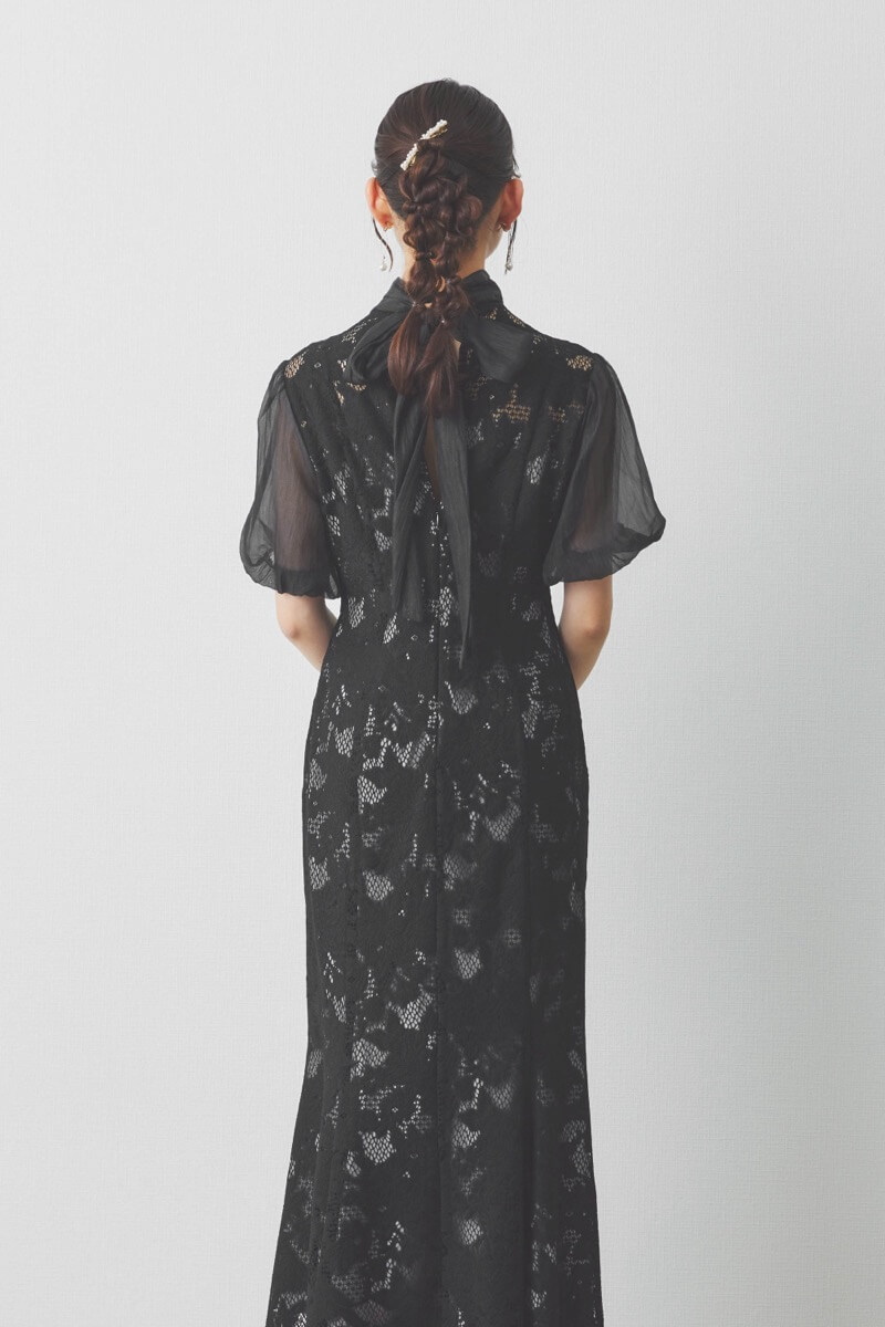 ブラックのクラフトレースマーメイドドレス