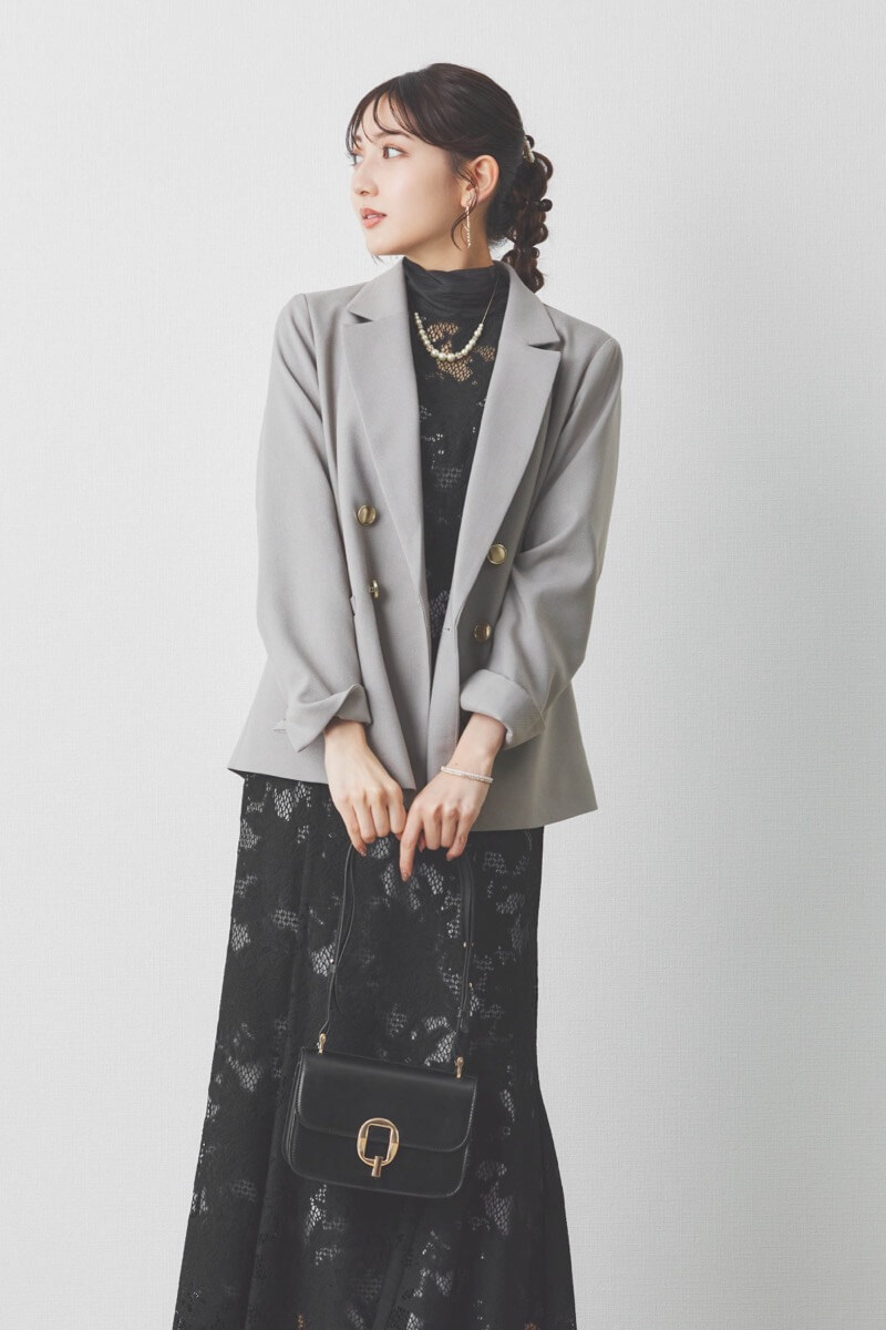 ブラックのクラフトレースマーメイドドレス