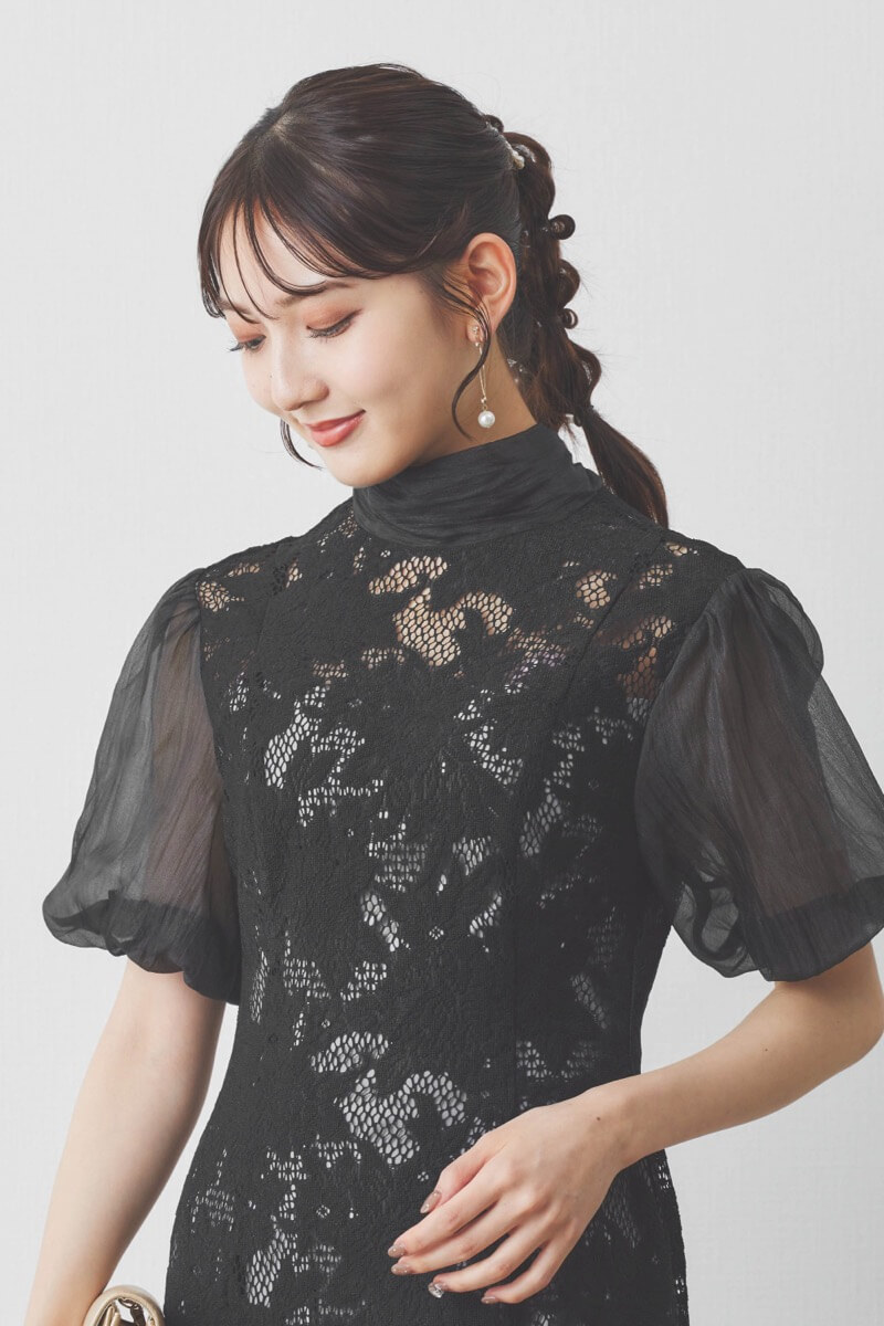 ブラックのクラフトレースマーメイドドレス