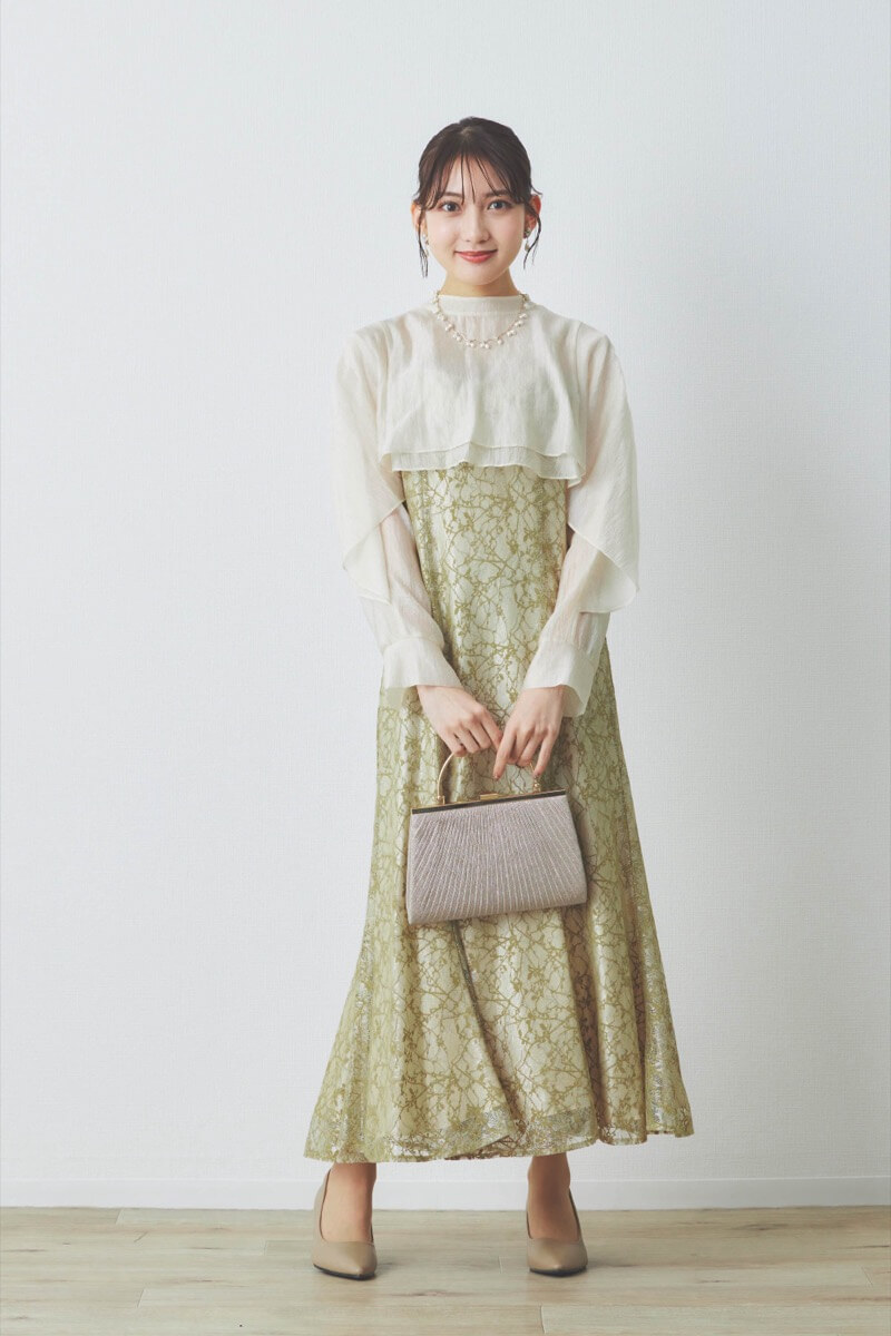 イエローのリボンブラウス付きマーメイドドレス