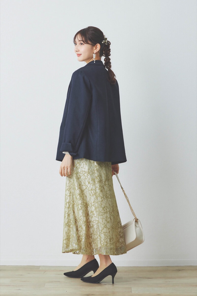 イエローのリボンブラウス付きマーメイドドレス