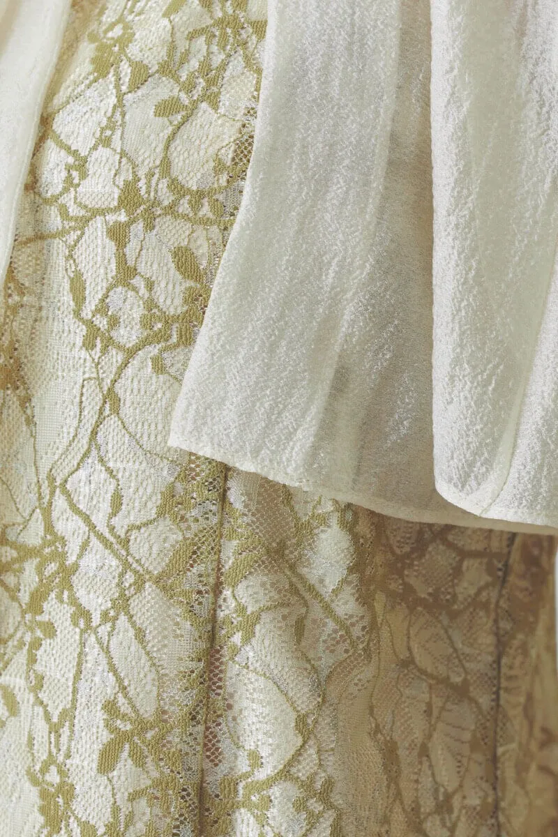 イエローのリボンブラウス付きマーメイドドレス