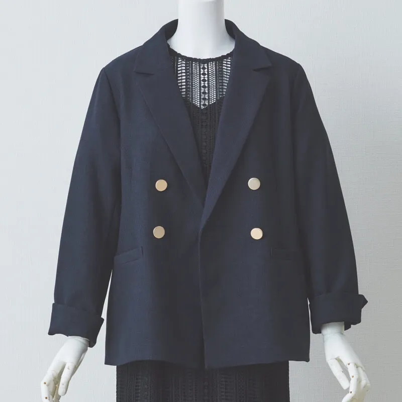 ネイビーの艶消し金ボタンジャケット