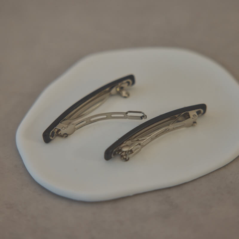 ブラックのミニバレッタ(2本セット)