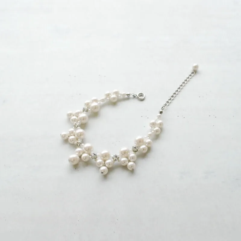 トライアングルパールブレスレット