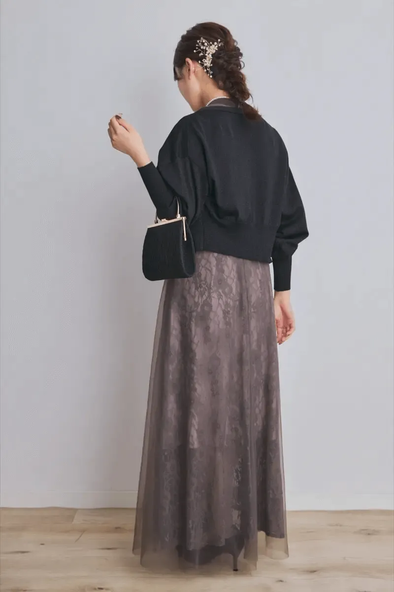 グレーのハイウエストチュールレースドレス