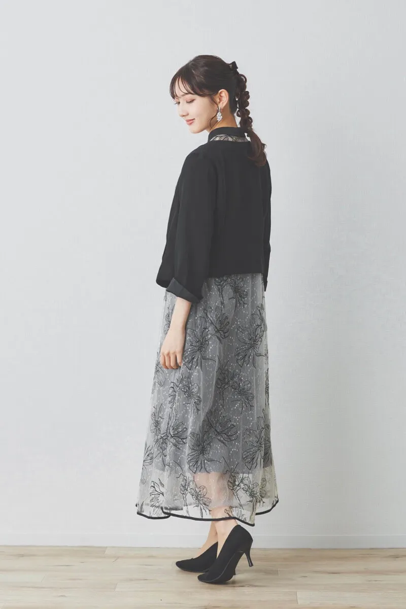 ブルーの配色フラワーレースパイピングドレス