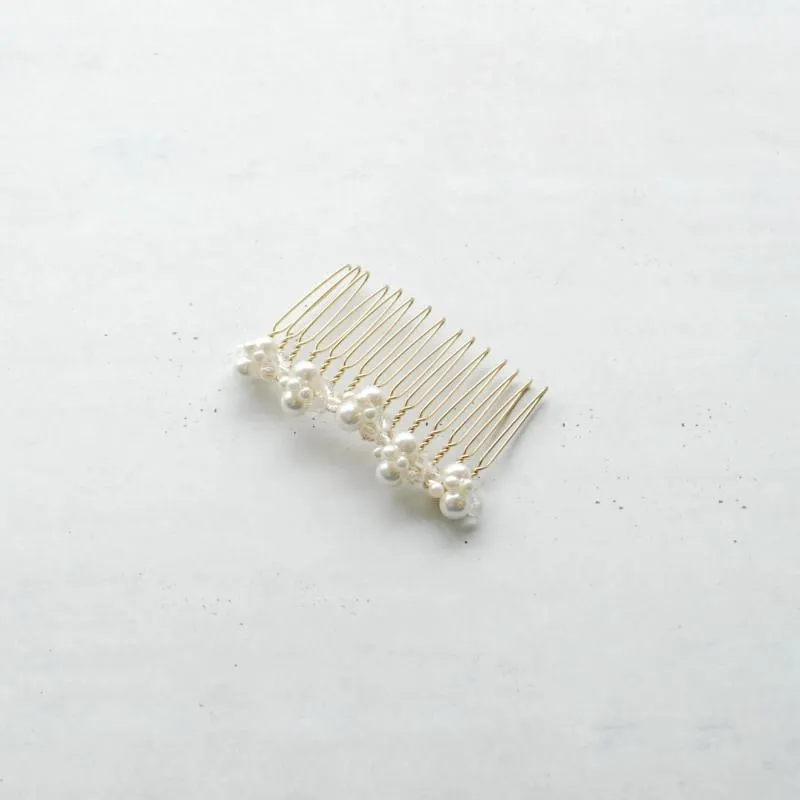 パール×ビーズのゴールドコーム