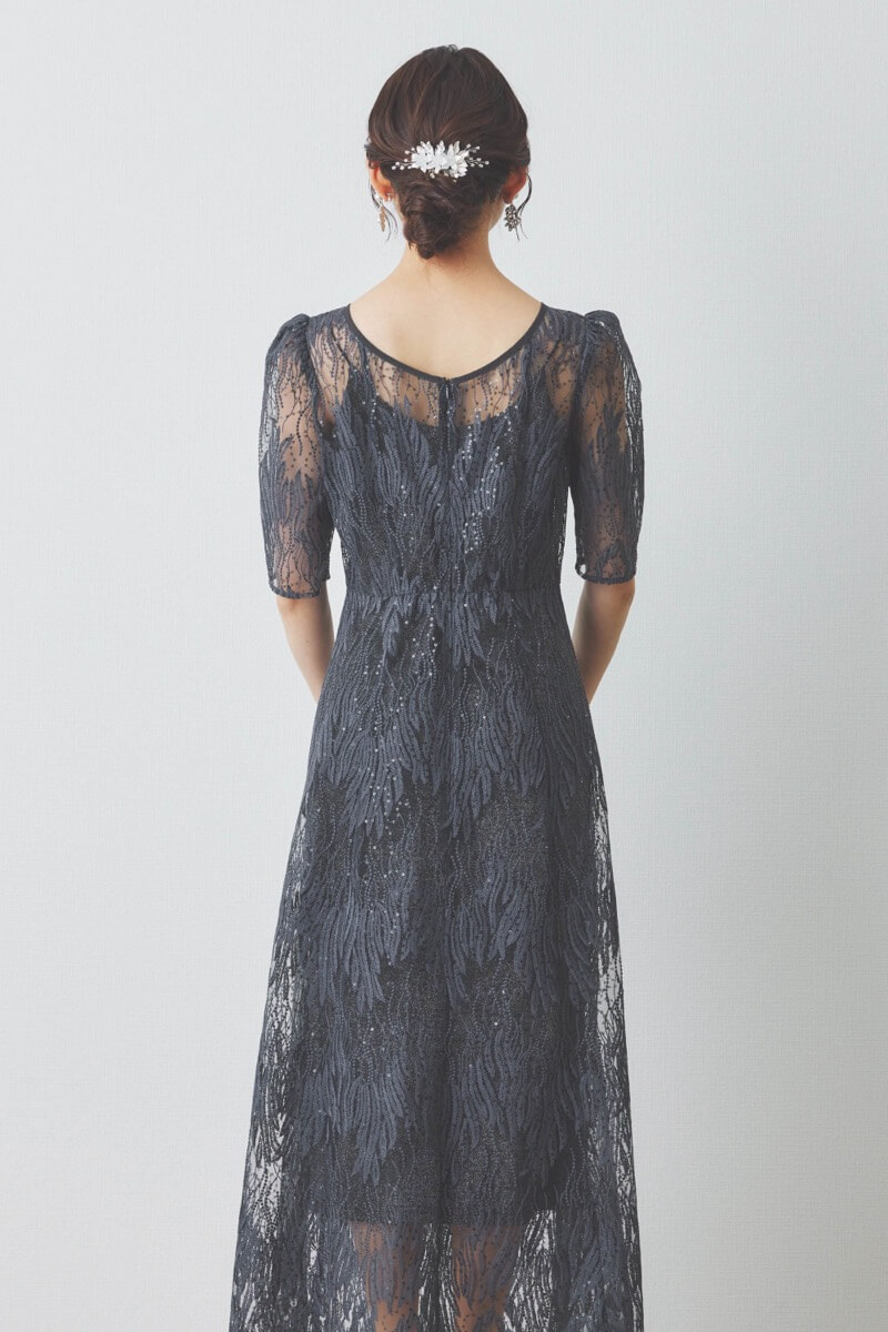 ダークグレーのスパンコールアネモネドレス