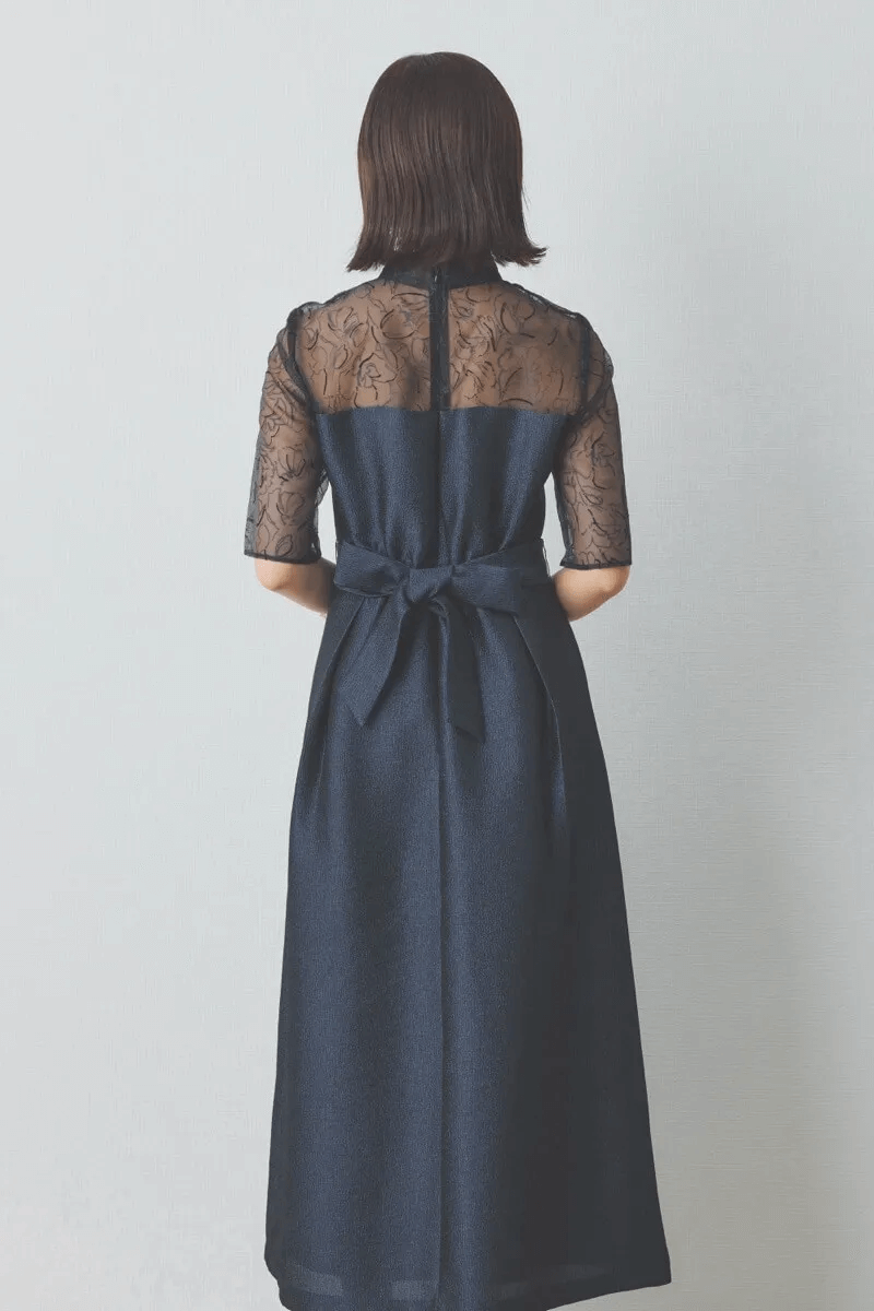 ネイビーのフロッキー×ジャガードドレス