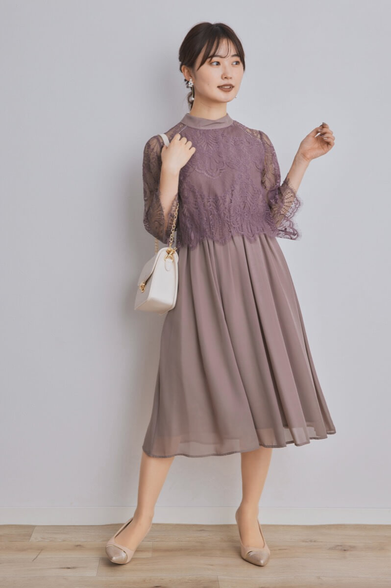 モカのボトルネックフレアドレス