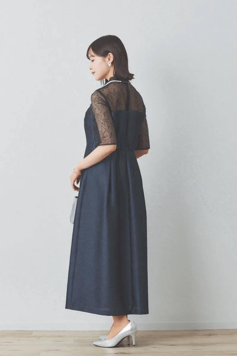 ネイビーのフロッキー×ジャガードドレス