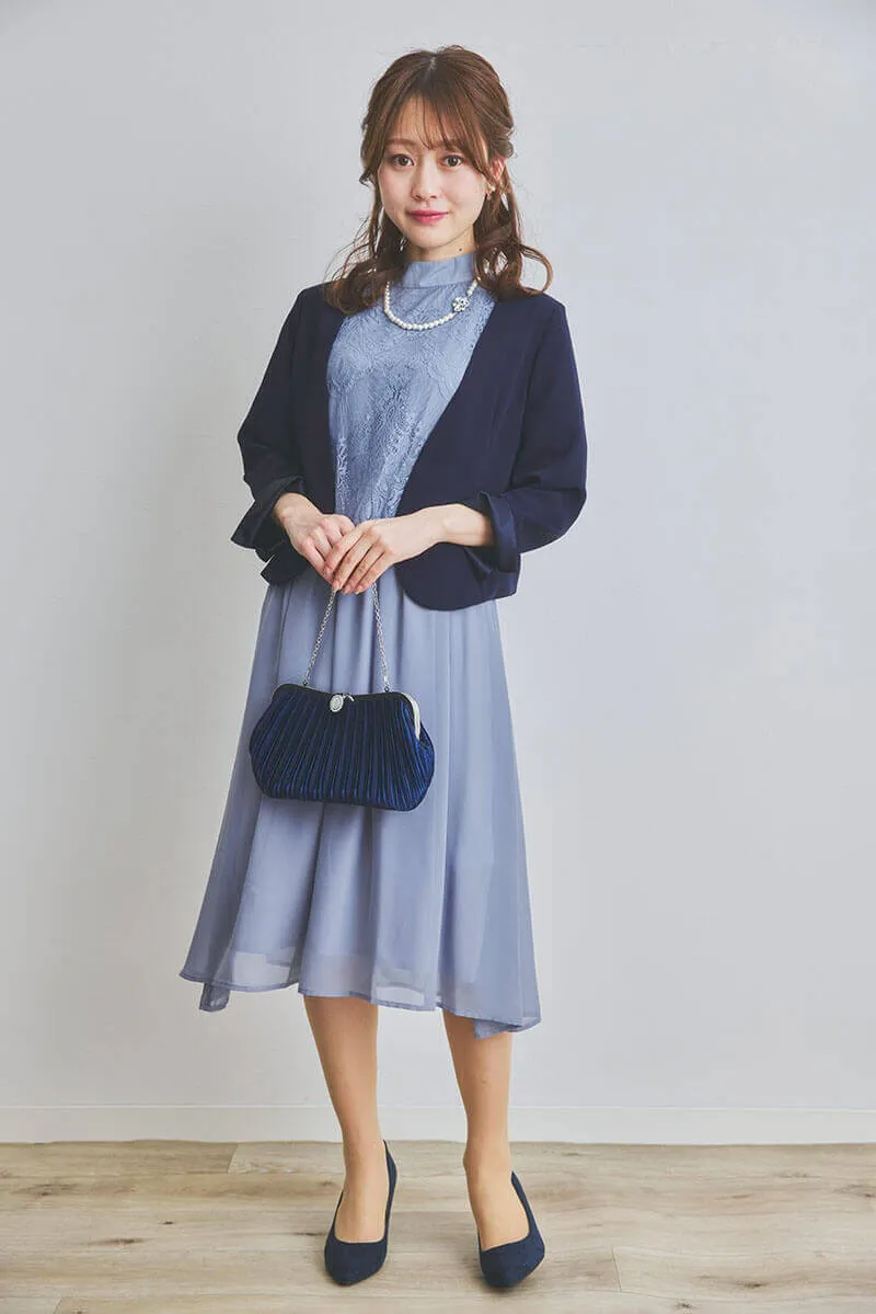 ブルーグレーのボトルネックフレアドレス