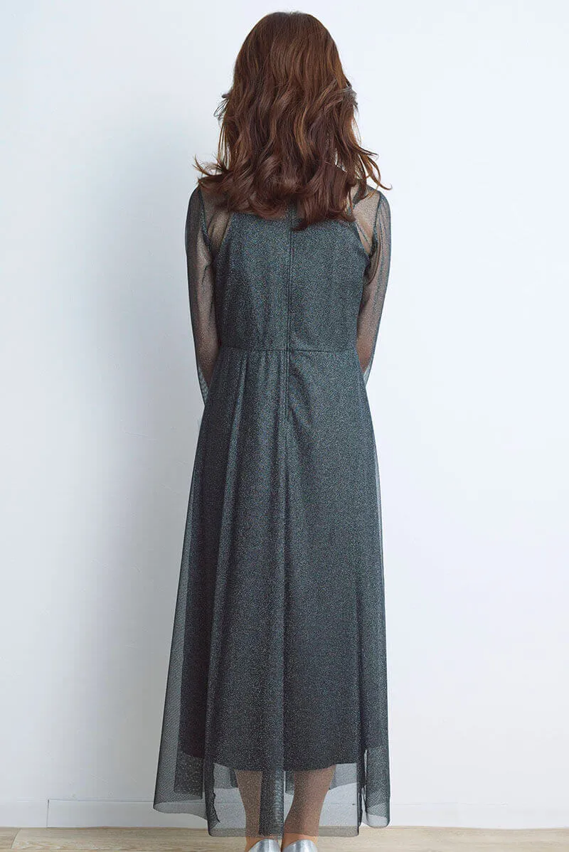 ブラックのラメチュールメロウドレス