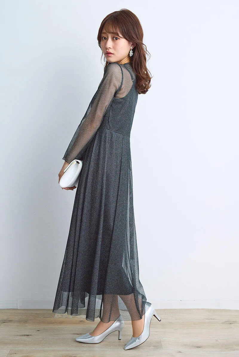 ブラックのラメチュールメロウドレス