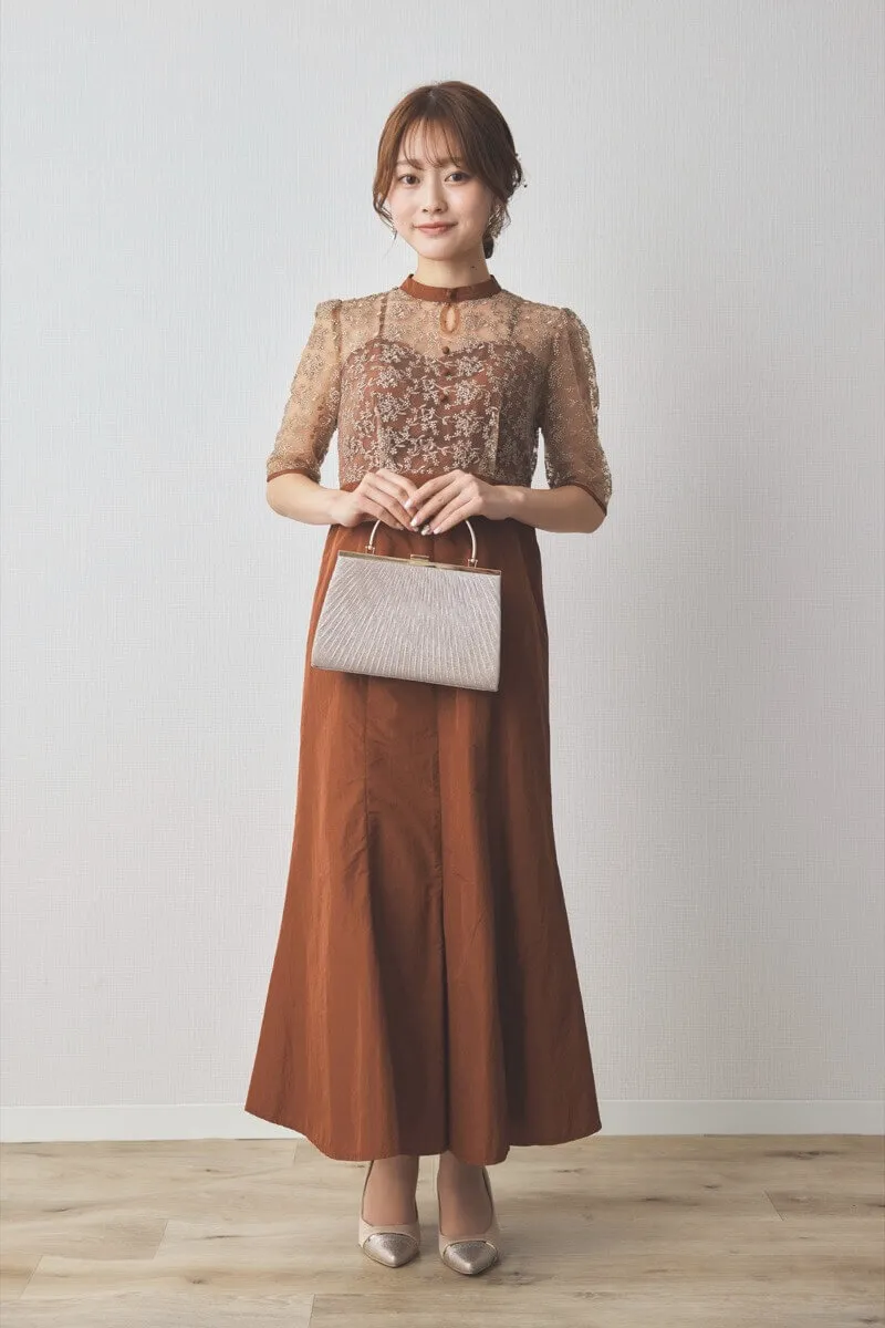 ブラウンの花柄レースマーメイドフレアドレス