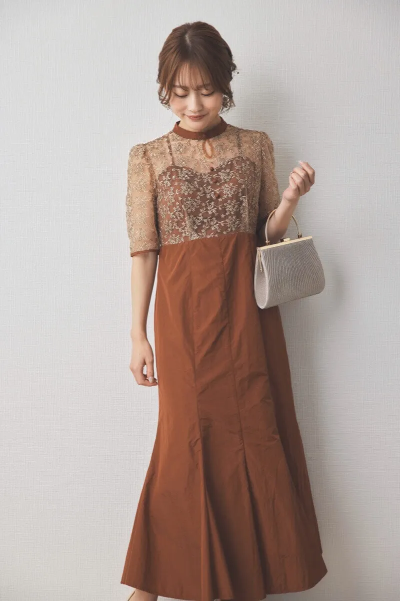 ブラウンの花柄レースマーメイドフレアドレス