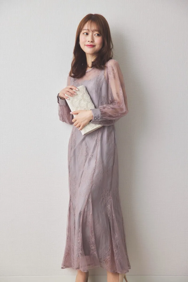グレージュのバックリボン総レースドレス