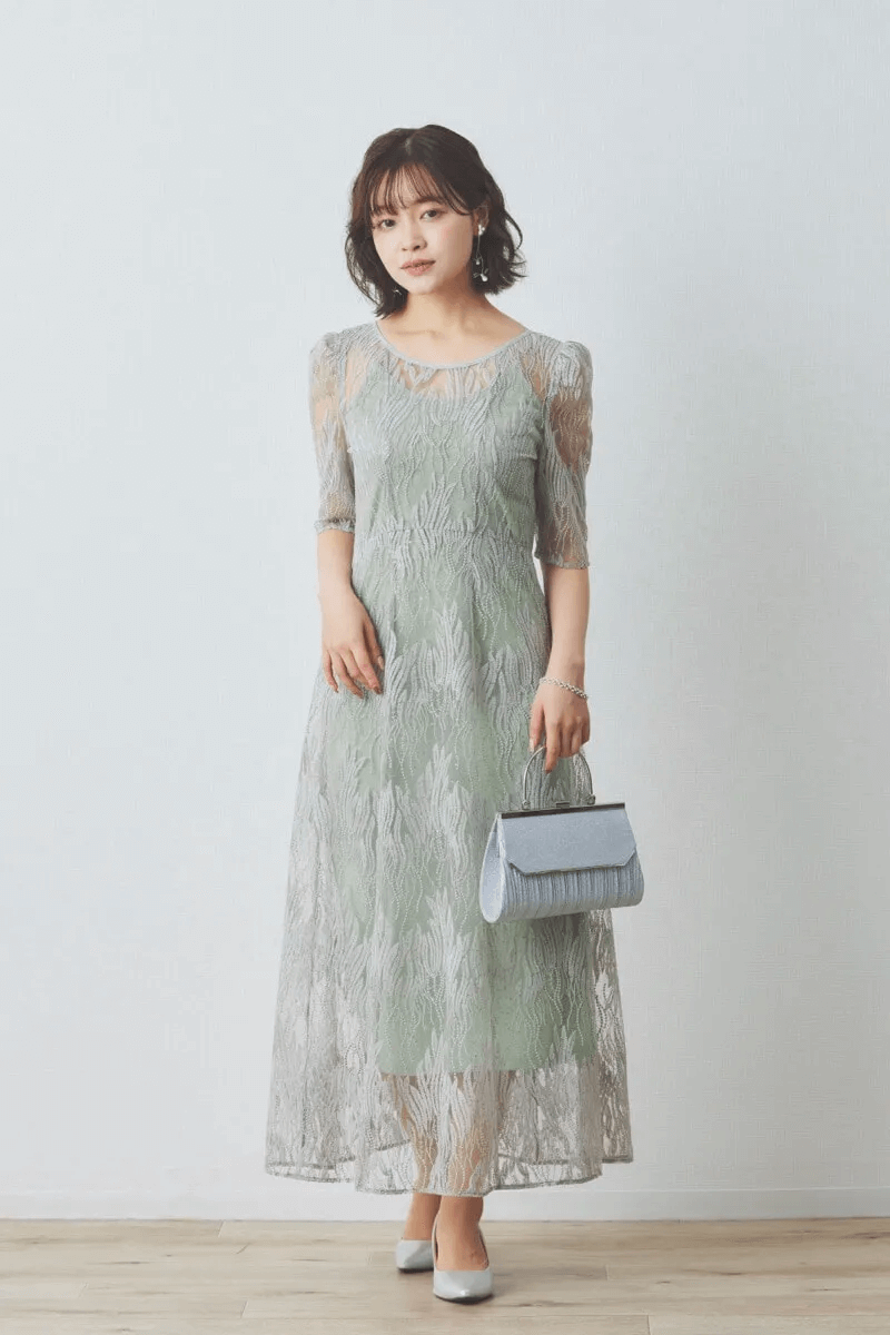 ミントのスパンコールアネモネドレス