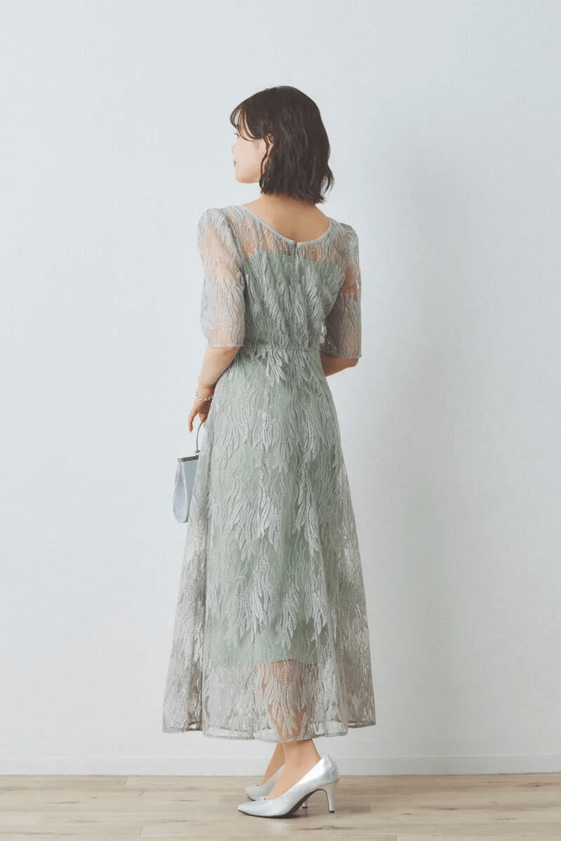 ミントのスパンコールアネモネドレス