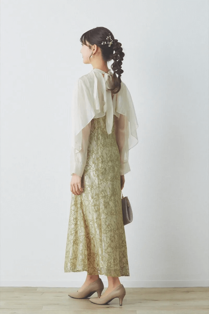 イエローのリボンブラウス付きマーメイドドレス