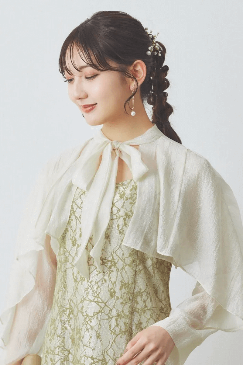 イエローのリボンブラウス付きマーメイドドレス