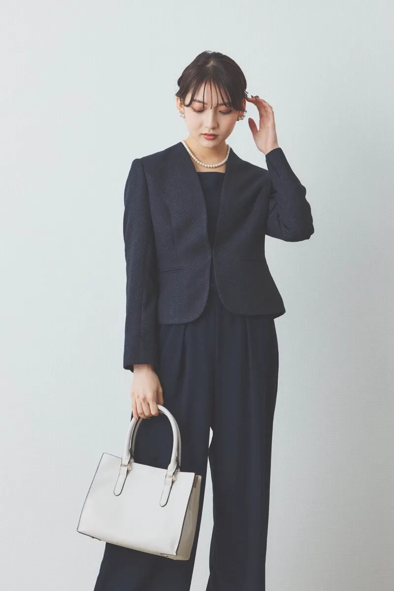 ネイビーのレース袖ワイドパンツセレモニースーツセット