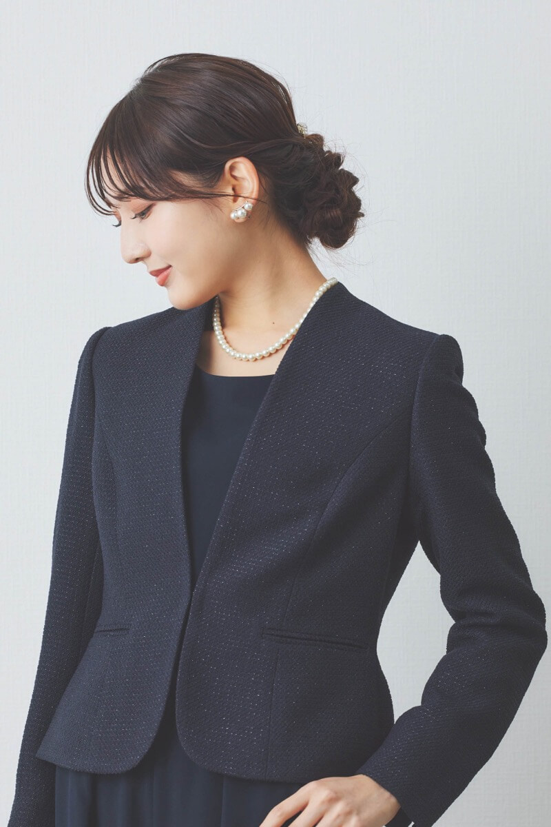 ネイビーのレース袖ワイドパンツセレモニースーツセット