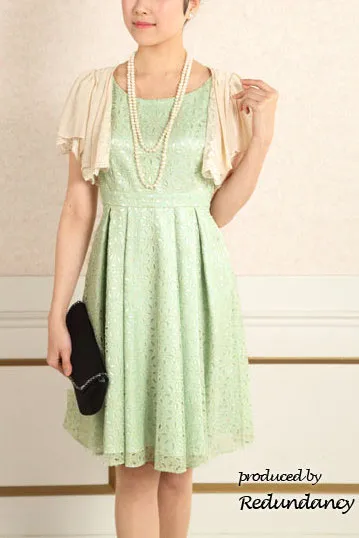 ミントグリーンの花柄総レース背中編み上げドレス