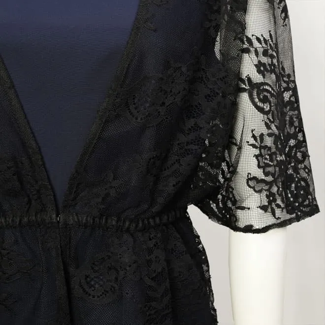 ブラックのチュールレースの花柄ボレロ