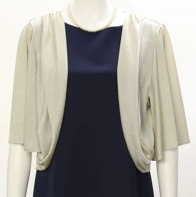 ゴールドのラメ入り五分袖ボレロ